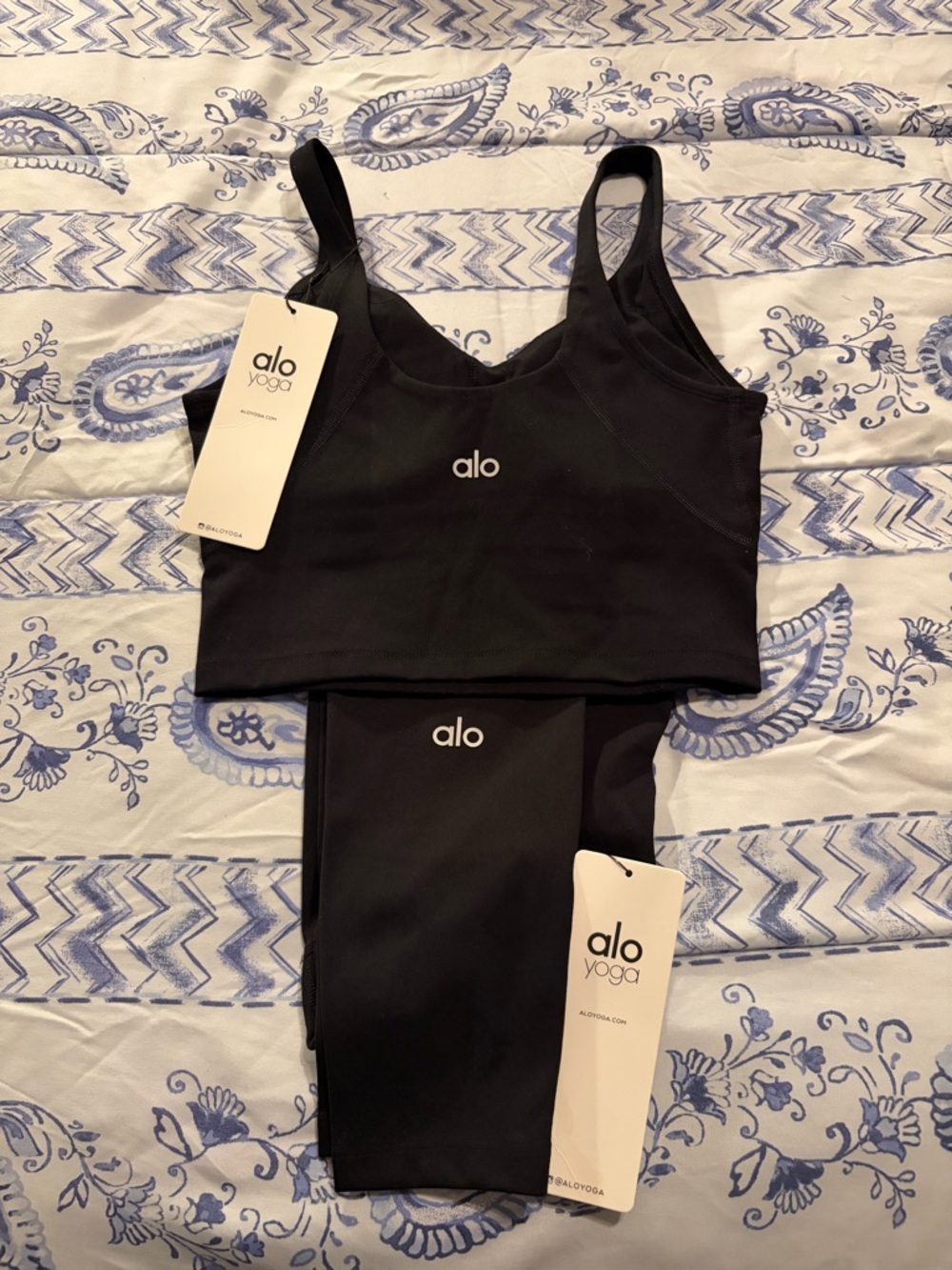 Alo Women’s Black High-Support Yoga Bra and Legging Set